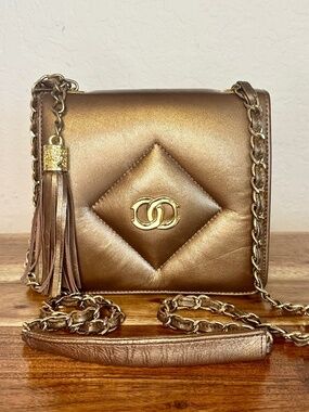 80's Vintage Made in USA Diamond Quilted Metallic Crossbody Bag